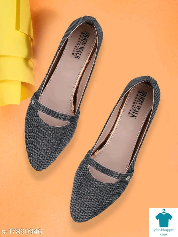 Product Name: *Moonwalk Bellies For Women (black)*Moonwalk Bellies For Women (black) - IND-7