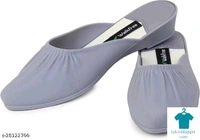 Product Name: *Elite Women Bellies & Ballerinas*Material: SuedeSole Material: TprPattern: SolidFastening & Back Detail: Open BackMultipack: 1 - colour- Dark red