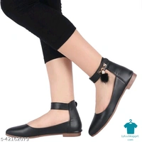 Product Name: *Stylish Women Bellies & Ballerinas*Material: SyntheticSole Material: PvcPattern: SolidMultipack: 1 - IND-4