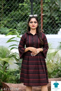 Product Name: *Classic Designer Women Dresses*Fabric: CottonSleeve Length: Three-Quarter SleevesPattern: PrintedMultipack: 1 - L
