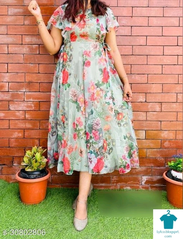 Product Name: *Trendy Ravishing Women Gowns*Fabric: GeorgetteSleeve Length: Short SleevesPattern: PrintedMultipack: 1 - XXXL