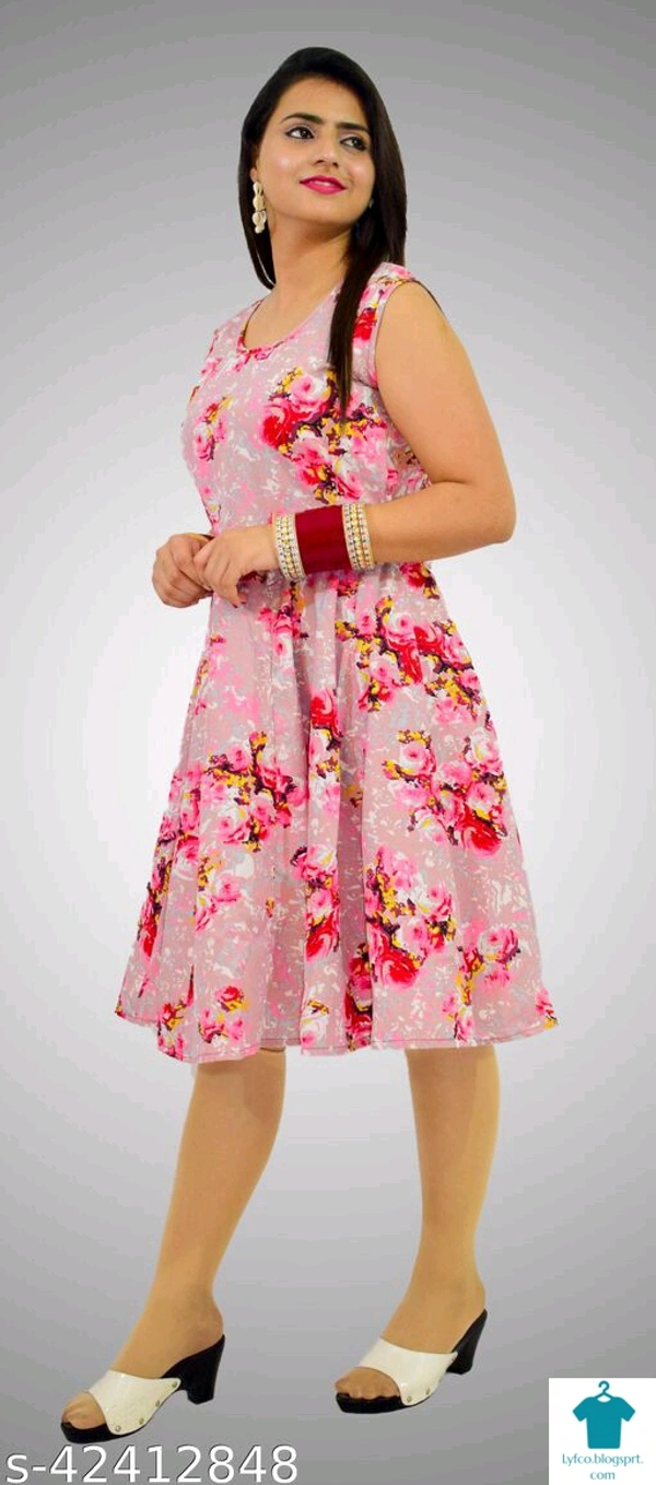 Product Name: *Comfy Partywear Women Dresses*Fabric: CrepeSleeve Length: SleevelessPattern: PrintedMultipack: 1 - XXXL