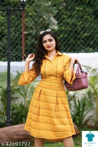Product Name: *Trendy Retro Women Dresses*Fabric: CottonSleeve Length: Three-Quarter SleevesPattern: PrintedMultipack: 1 - S