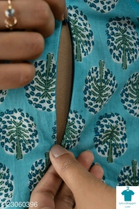 Catalog Name:*Aishani Drishya Kurtis*Fabric: CottonSleeve Length: Three-Quarter SleevesPattern: PrintedCombo of: Single - XL