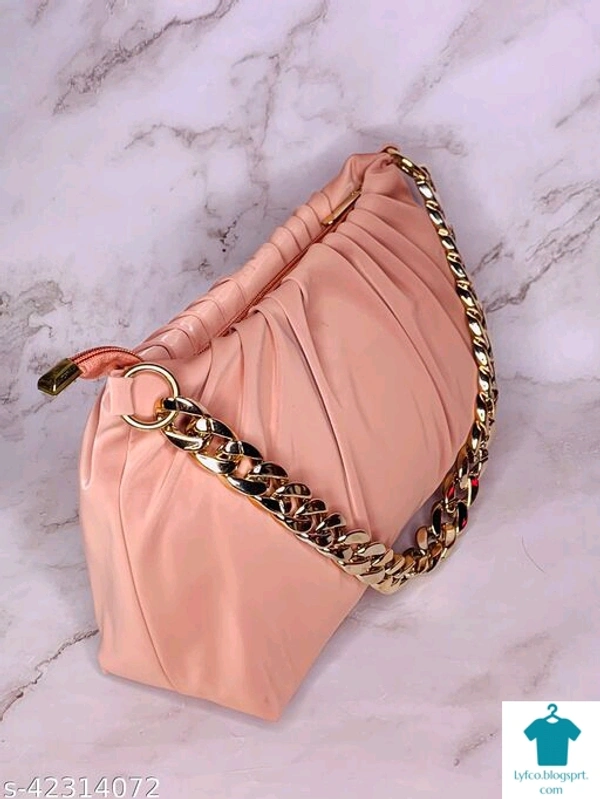 Catalog Name:*Elite Attractive Women Slingbags*Material: SuedeNo. of Compartments: 1Pattern: SolidMultipack: 1 - Free size