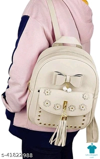 Catalog Name:*Trendy Stylish Women Backpacks*Material: Faux Leather/LeatheretteNo. of Compartments: 1Pattern: EmbellishedMultipack: 1 - Free size