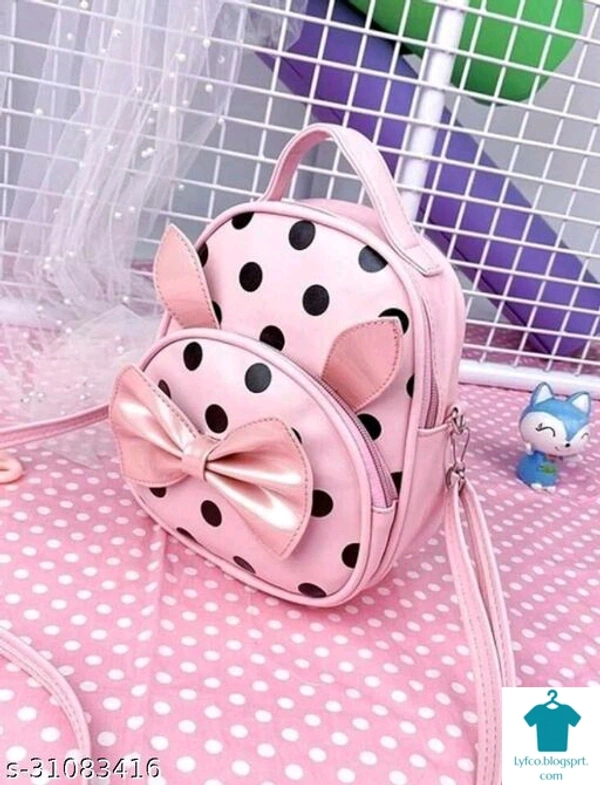 Catalog Name:*Trendy Versatile Women Backpacks*Material: PUNo. of Compartments: 1Pattern: SolidMultipack: 1 - Free size