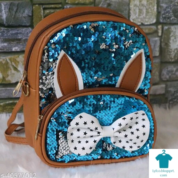 Catalog Name:*Classic Stylish Women Backpacks*Material: SyntheticNo. of Compartments: 2Multipack: 1 - Free size