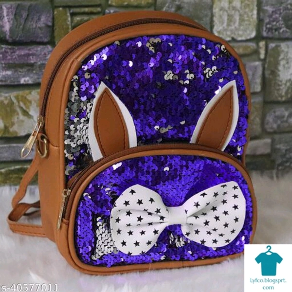 Catalog Name:*Classic Stylish Women Backpacks*Material: SyntheticNo. of Compartments: 2Multipack: 1 - Free size