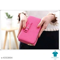 Catalog Name:*Fancy Modern Women Clutches*Material: Canvas & LeatherPattern: SolidMultipack: 1 - Free size