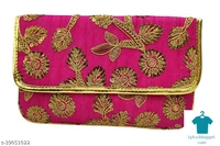 Catalog Name:*Styles Modern Women Clutches*Material: FabricNo. of Compartments: 1Pattern: EmbroideredMultipack: 1 - Free size