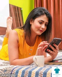 Catalog Name:*Eva Stylish Women Nightsuits*Top Fabric: CottonBottom Fabric: CottonTop Type: Regular TopBottom Type: PyjamasSleeve Length: SleevelessPattern: SolidMultipack: 1 - M