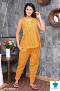 Catalog Name:*Eva Stylish Women Nightsuits*Top Fabric: CottonBottom Fabric: CottonTop Type: Regular TopBottom Type: PyjamasSleeve Length: SleevelessPattern: SolidMultipack: 1 - M