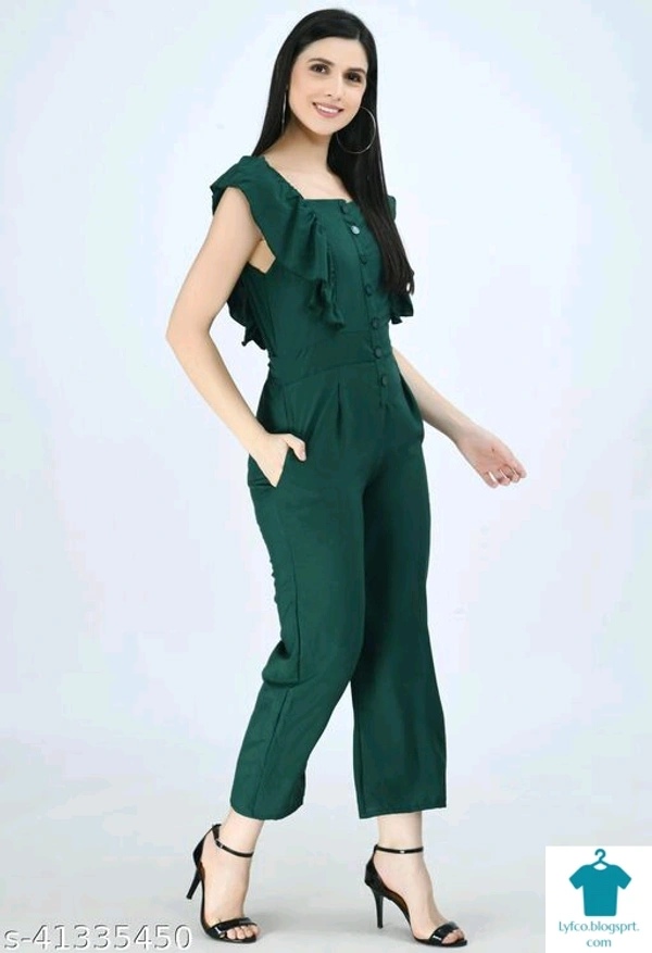 Catalog Name:*Urbane Graceful Women Jumpsuits*Fabric: Rayon SlubSleeve Length: SleevelessPattern: SolidMultipack: 1 - M