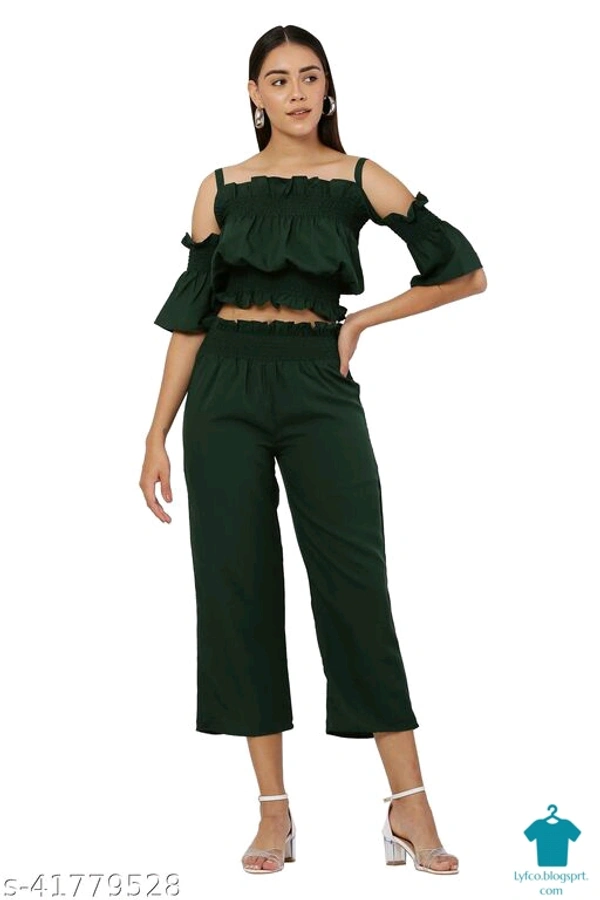 Catalog Name:*Pretty Elegant Women  top and bottom*Top Fabric: NylonBottom Fabric: NylonSleeve Length: Shoulder StrapsMultipack: 1 - S