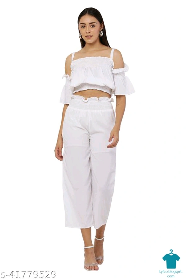 Catalog Name:*Pretty Elegant Women  top and bottom*Top Fabric: NylonBottom Fabric: NylonSleeve Length: Shoulder StrapsMultipack: 1 - S