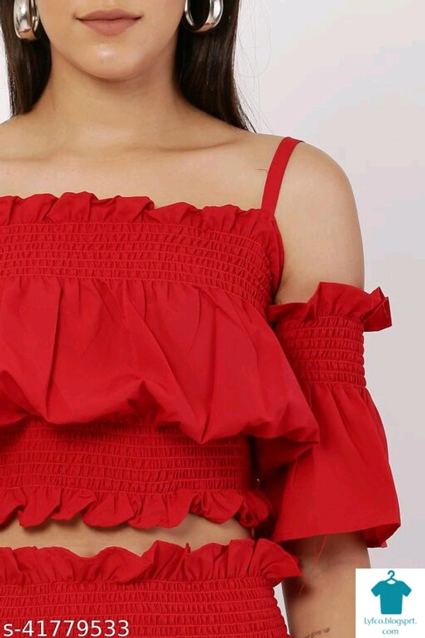 Catalog Name:*Pretty Elegant Women  top and bottom*Top Fabric: NylonBottom Fabric: NylonSleeve Length: Shoulder StrapsMultipack: 1 - L