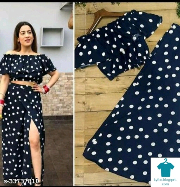Catalog Name:*KUDIYO Ravishing Women Top & Bottom Sets*Top Fabric: CrepeBottom Fabric: CrepeSleeve Length: Short SleevesMultipack: 2 - M