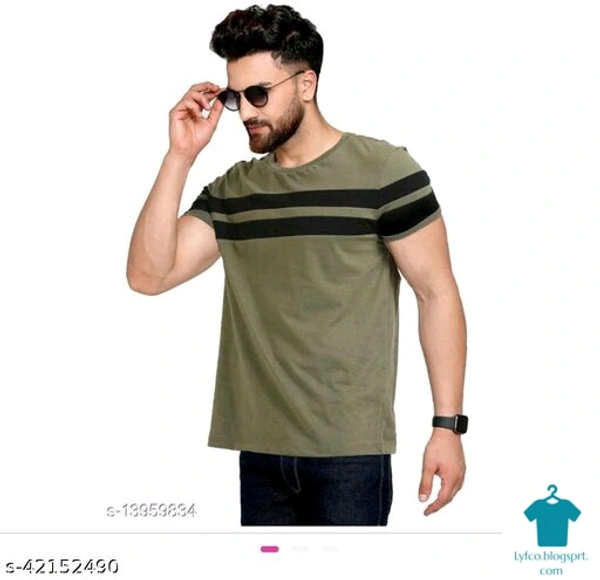 Catalog Name:*Stylish Latest Men Tshirts*Fabric: Cotton BlendSleeve Length: Short SleevesPattern: ColorblockedMultipack: 1 - L