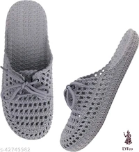 Catalog Name:*Trendy Women Flats*Material: SyntheticSole Material: RubberPattern: SolidFastening & Back Detail: Open BackMultipack: 1 - IND-4