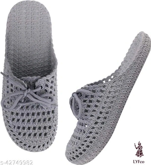 Catalog Name:*Trendy Women Flats*Material: SyntheticSole Material: RubberPattern: SolidFastening & Back Detail: Open BackMultipack: 1 - IND-4