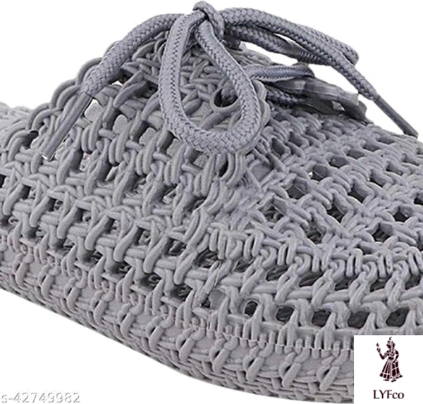 Catalog Name:*Trendy Women Flats*Material: SyntheticSole Material: RubberPattern: SolidFastening & Back Detail: Open BackMultipack: 1 - IND-4