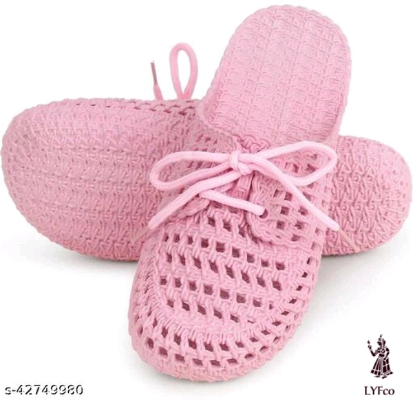 Catalog Name:*Trendy Women Flats*Material: SyntheticSole Material: RubberPattern: SolidFastening & Back Detail: Open BackMultipack: 1 - IND-5