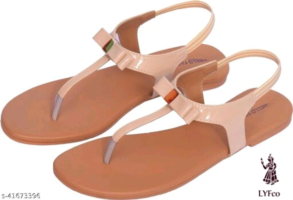 Catalog Name:*Voguish Women Flats*Material: CanvasSole Material: SyntheticPattern: SolidMultipack: 1 - IND-6