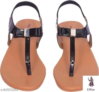 Catalog Name:*Voguish Women Flats*Material: CanvasSole Material: SyntheticPattern: SolidMultipack: 1 - IND-7