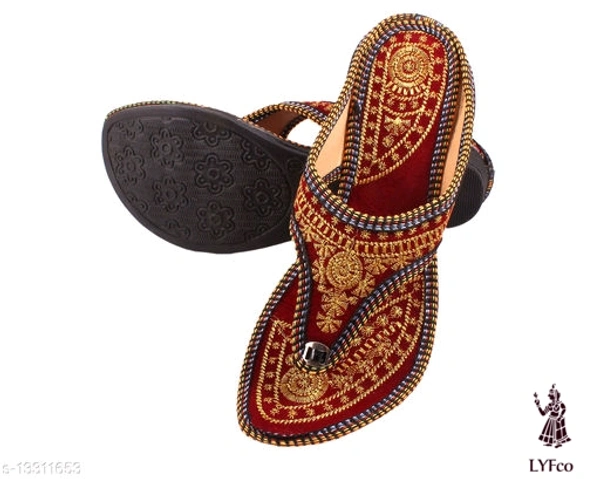 Catalog Name:*Latest Fabulous Women Flats*Material: SyntheticSole Material: PVCFastening & Back Detail: Slip-OnMultipack: 1 - IND-9
