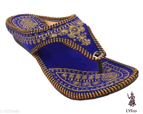 Catalog Name:*Latest Fabulous Women Flats*Material: SyntheticSole Material: PVCFastening & Back Detail: Slip-OnMultipack: 1 - IND-9