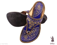 Catalog Name:*Latest Fabulous Women Flats*Material: SyntheticSole Material: PVCFastening & Back Detail: Slip-OnMultipack: 1 - IND-9