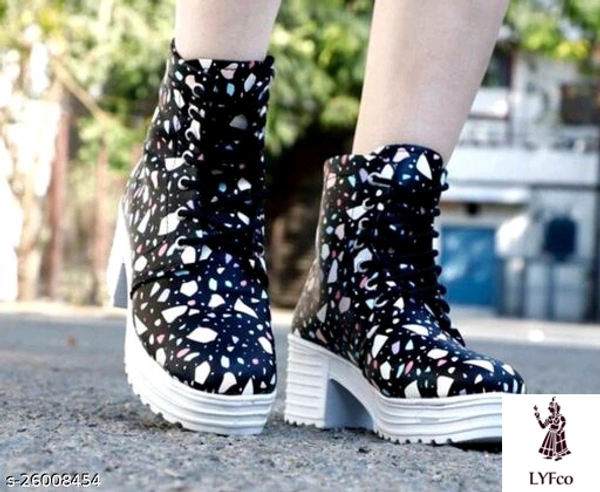 Catalog Name:*Stylish Women Boots*Material: Leather / SyntheticSole Material: PvcPattern: Product DependentFastening & Back Detail: Lace-UpMultipack: 1 - IND-8