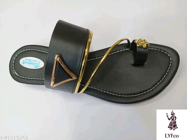 Catalog Name:*Voguish Women Flats*Material: Syntethic LeatherSole Material: TprPattern: SolidFastening & Back Detail: Slip-OnMultipack: 1 - IND-7