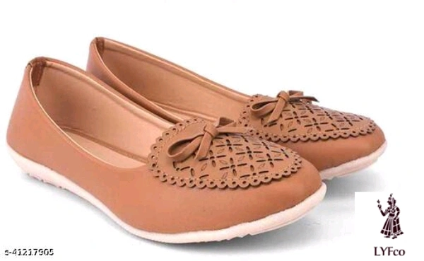 Catalog Name:*Fancy Women Flats*Material: Syntethic LeatherSole Material: TprPattern: Brand LogoFastening & Back Detail: Ankle LoopMultipack: 1 - IND-4