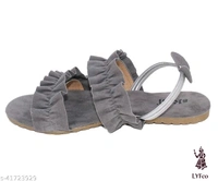 Catalog Name:*Fabulous Women Flats*Material: VelvetSole Material: TprPattern: SolidFastening & Back Detail: BackstrapMultipack: 1 - IND-6