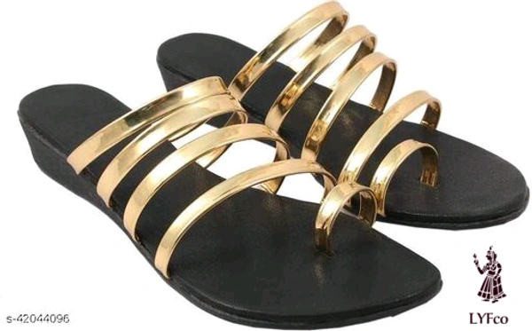 Catalog Name:*Versatile Women Flats*Material: SyntheticSole Material: RubberPattern: EmbellishedFastening & Back Detail: Slip-OnMultipack: 1 - 7