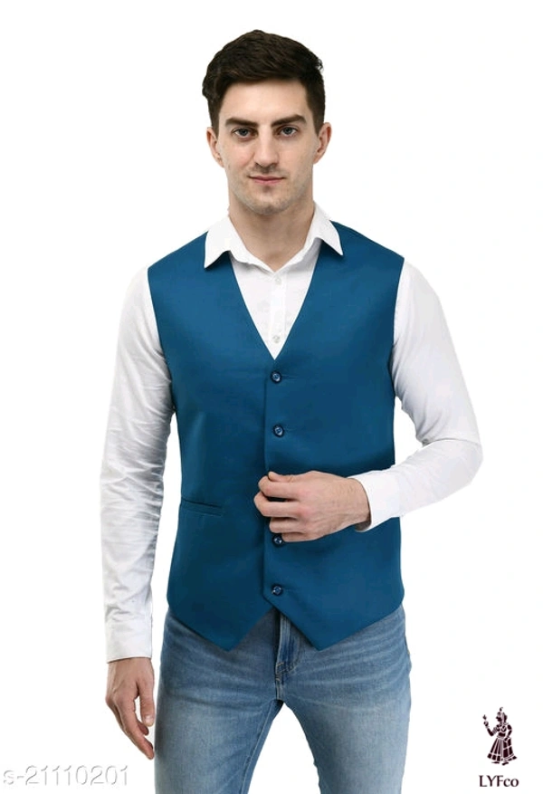 Catalog Name:*Pretty Fabulous Men Jackets*Fabric: Cotton BlendSleeve Length: SleevelessPattern: Solid,StripedMultipack: 1 - L
