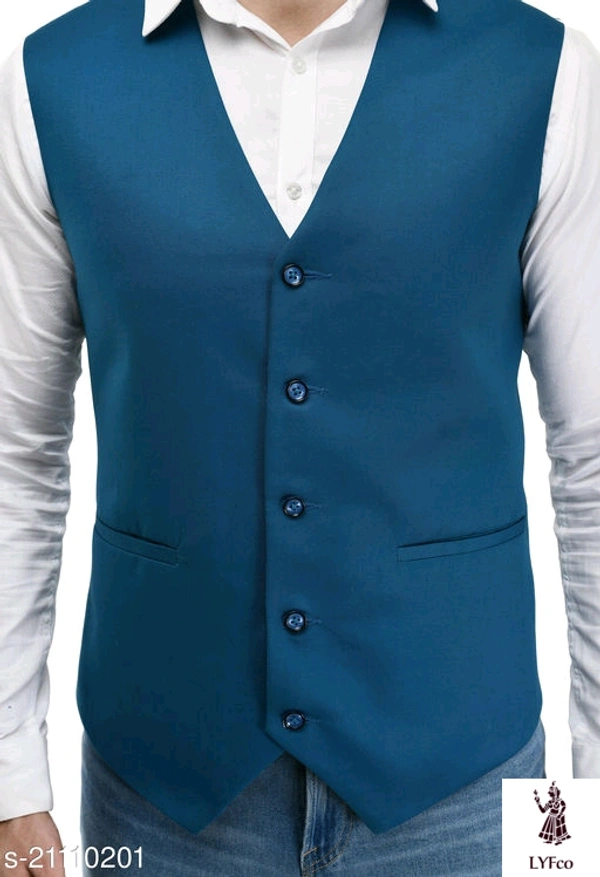 Catalog Name:*Pretty Fabulous Men Jackets*Fabric: Cotton BlendSleeve Length: SleevelessPattern: Solid,StripedMultipack: 1 - L