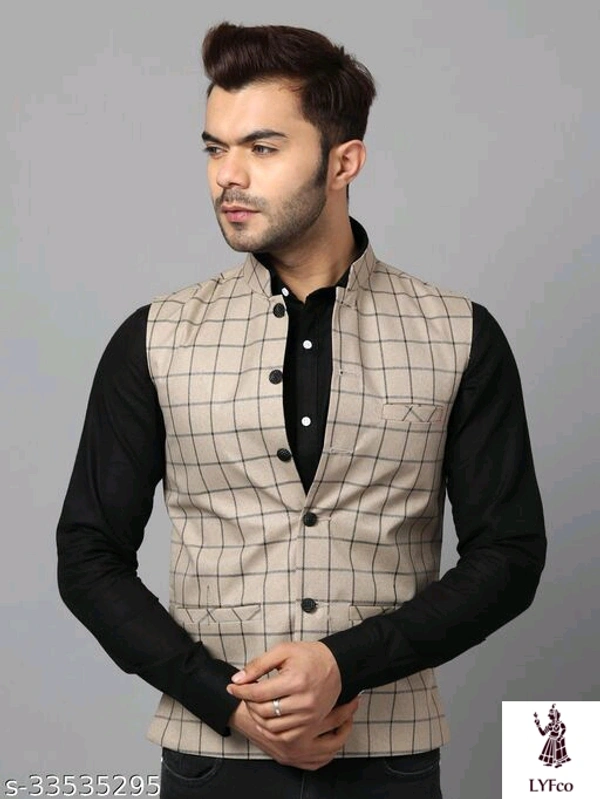 Catalog Name:*Comfy Modern Men Jackets*Fabric: Cotton BlendSleeve Length: SleevelessPattern: Printed,ColorblockedMultipack: 1 - XXL