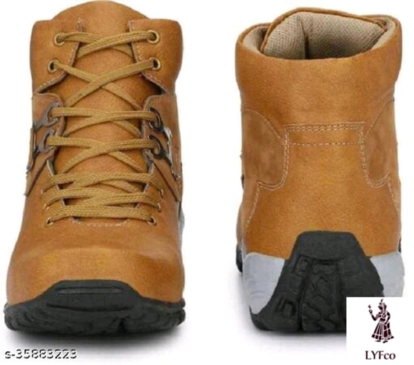 Catalog Name:*Unique Fashionable Men Sports Shoes*Material: Syntethic Leather - IND-6