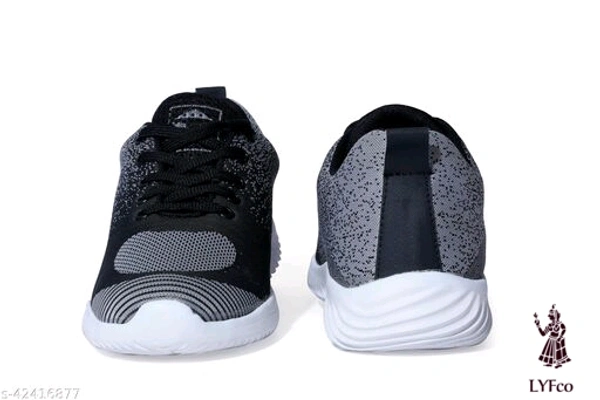 Catalog Name:*Unique Fabulous Men Sports Shoes*Material: Canvas / Mesh / TextileSole Material: EVAFastening & Back Detail: Lace-UpPattern: SolidMultipack: 1 - IND-7