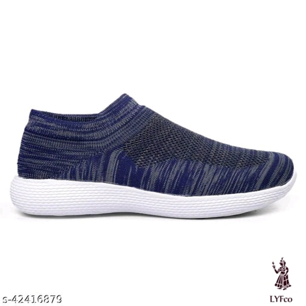 Catalog Name:*Unique Fabulous Men Sports Shoes*Material: Canvas / Mesh / TextileSole Material: EVAFastening & Back Detail: Lace-UpPattern: SolidMultipack: 1 - IND-6