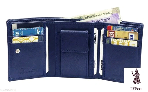 Catalog Name:*FancyTrendy Men Wallets*Material: LeatherNo. of Compartments: 3,2Pattern: Solid,CheckedMultipack: 1 - Free size