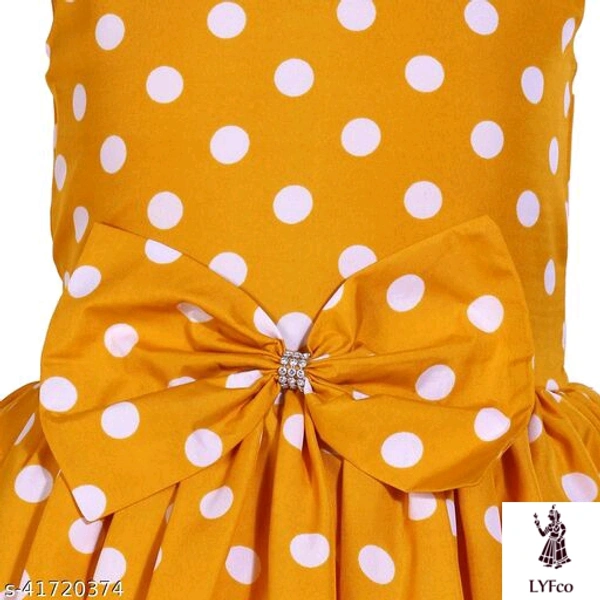 Catalog Name:*Cute Stylus Girls Frocks & Dresses*Fabric: CrepeSleeve Length: SleevelessPattern: PrintedMultipack: Single - 8-9 Years