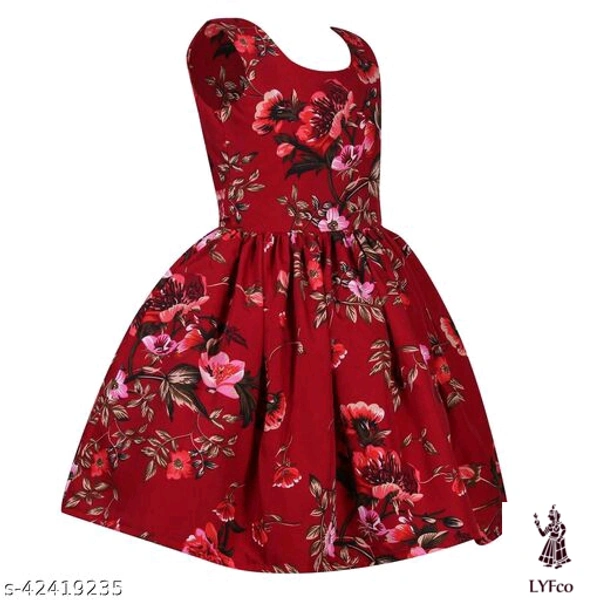 Catalog Name:*Modern Classy Girls Frocks & Dresses*Fabric: CrepeSleeve Length: SleevelessPattern: PrintedMultipack: Single - 4-5 Years