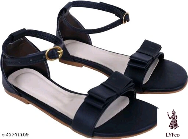 Catalog Name:*Voguish Women Flats*Material: SyntheticSole Material: RubberPattern: SolidFastening & Back Detail: Ankle LoopMultipack: 1 - IND-7