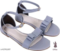 Catalog Name:*Voguish Women Flats*Material: SyntheticSole Material: RubberPattern: SolidFastening & Back Detail: Ankle LoopMultipack: 1 - IND-7