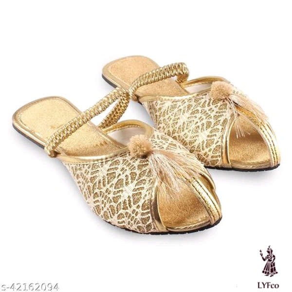 Catalog Name:*Colorful Women Flats*Material: VelvetSole Material: PvcPattern: EmbellishedFastening & Back Detail: BackstrapMultipack: 1 - IND-5