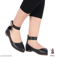 Catalog Name:*Attractive Women Bellies & Ballerinas*Material: SyntheticSole Material: PvcPattern: SolidMultipack: 1 - 7